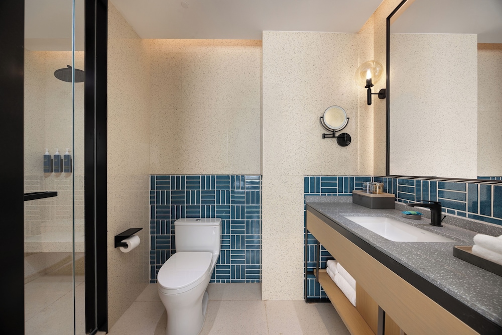 Four Points by Sheraton Beijing Sanlitun Workers Stadium 19/21