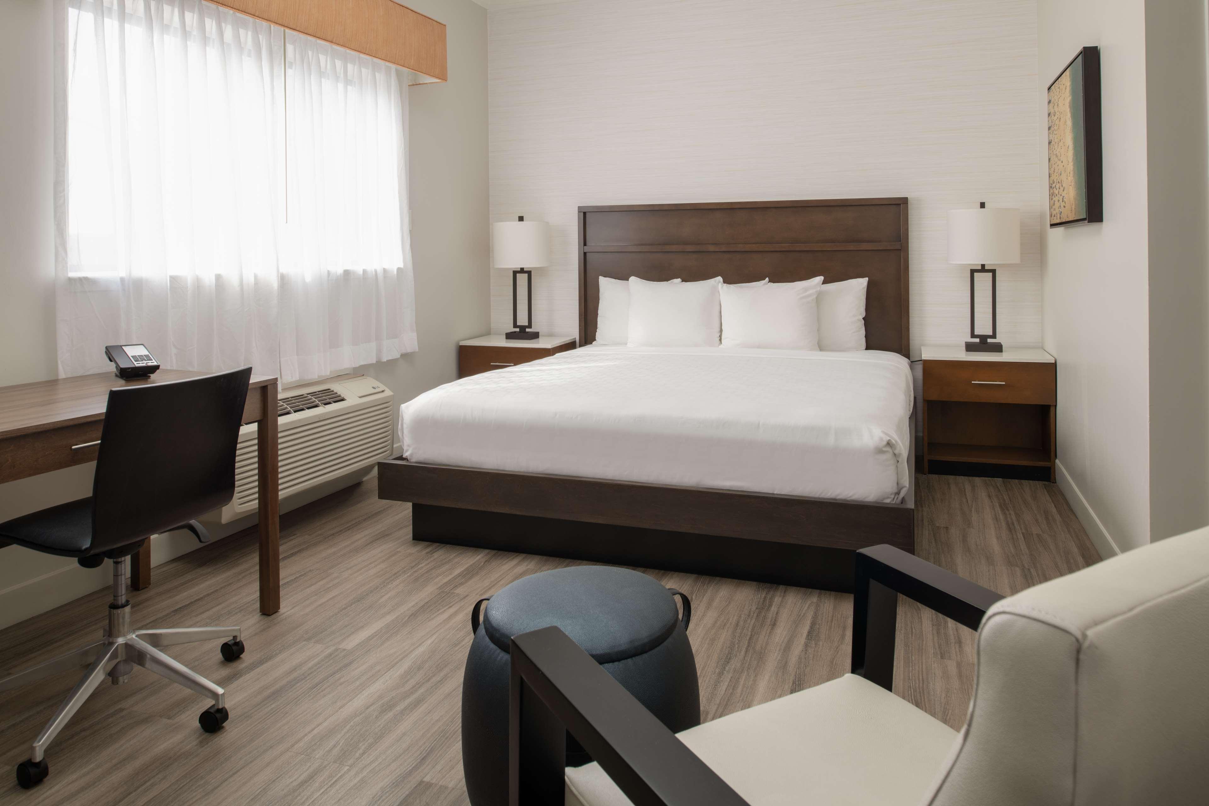 غرفة لذوي الإعاقة، Best Western Plus All Suites Inn 4/7