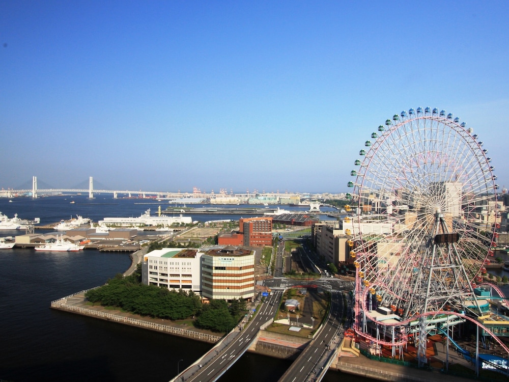 The Yokohama Bay Hotel Tokyu 46/48