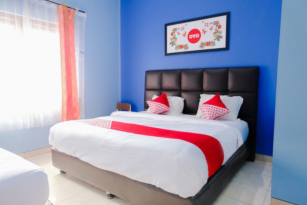 Hotel O Guest House Amalia Malang 20/52