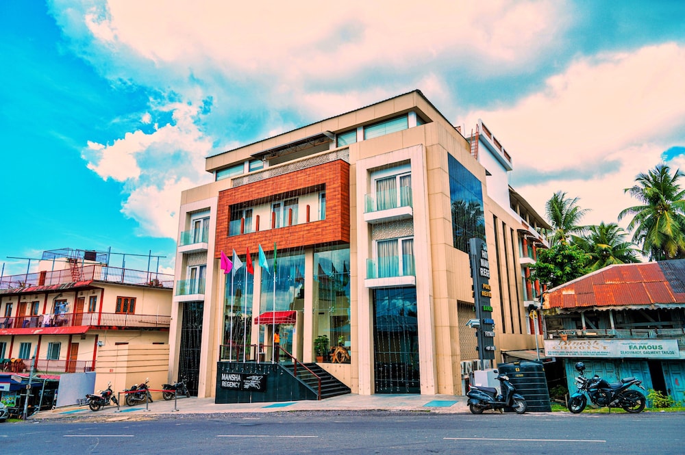 Hotel Mansha Regency 1/50