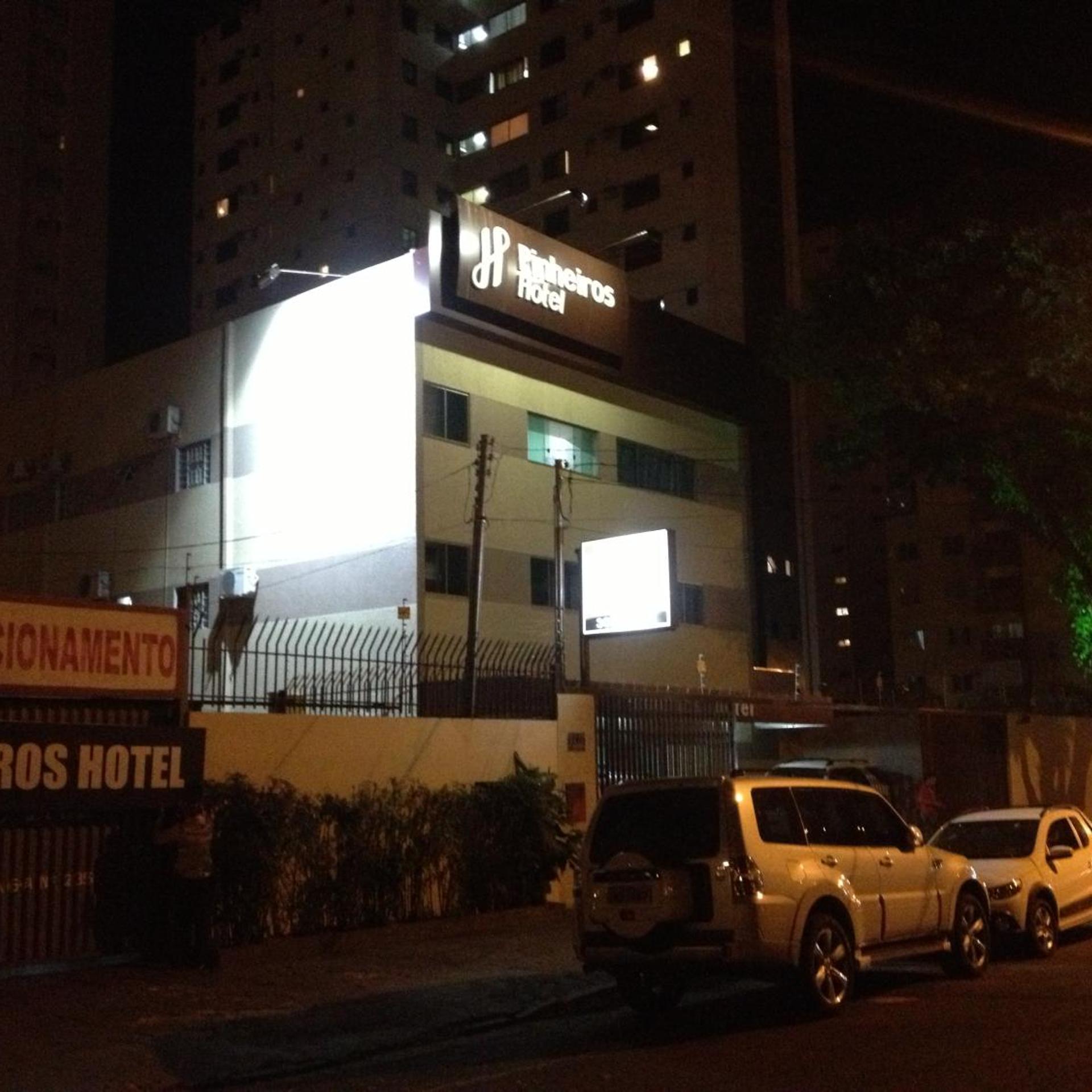 PINHEIROS HOTEL 10/57