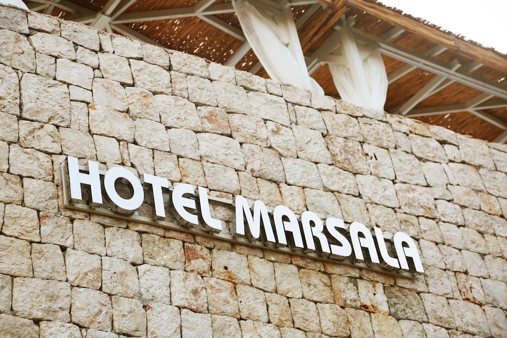 Marsala Hotel 1/64
