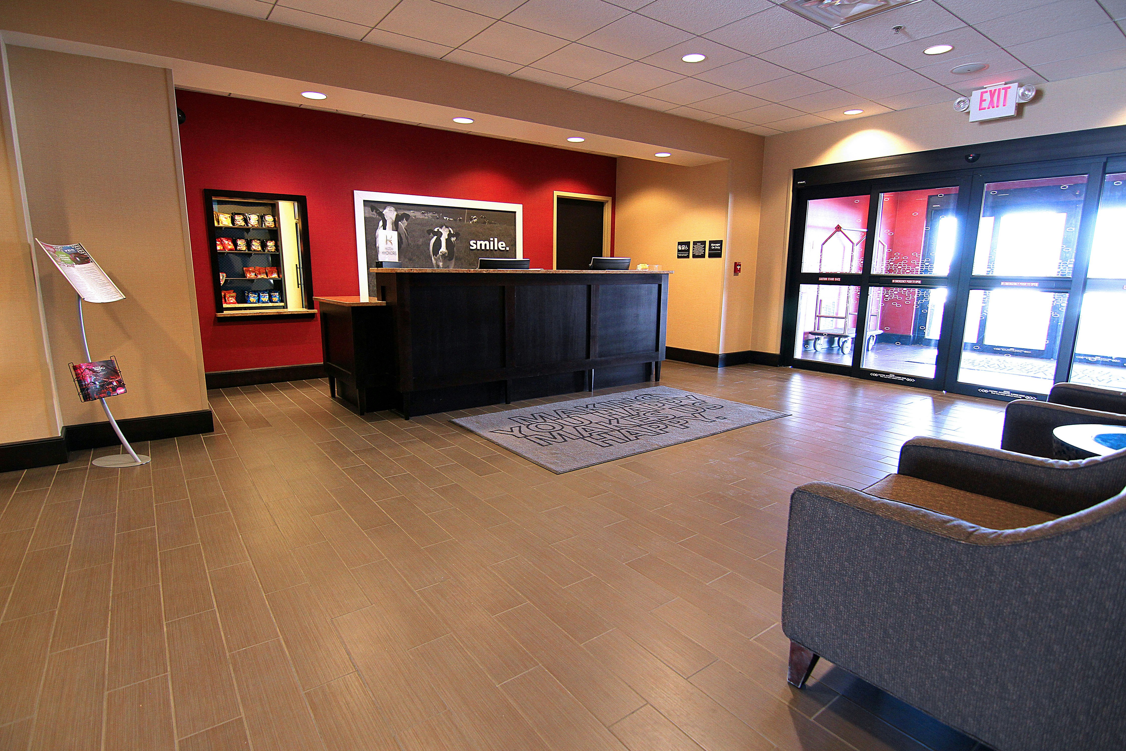 Hampton Inn And Suites Grand Forks 1/39