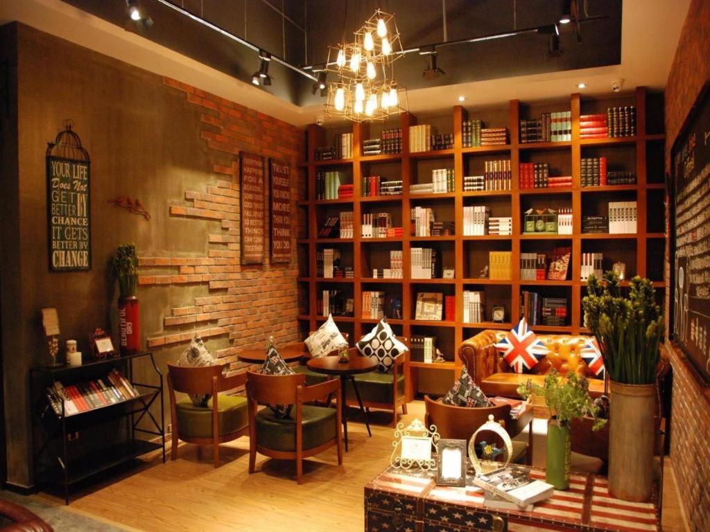 James Joyces Coffetel (Xi'an West Chang'an Street University Town) 19/31