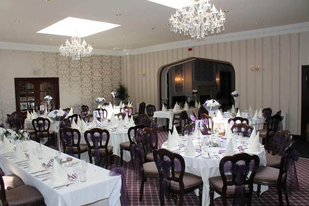 The Oakwood Hall Hotel 25/29
