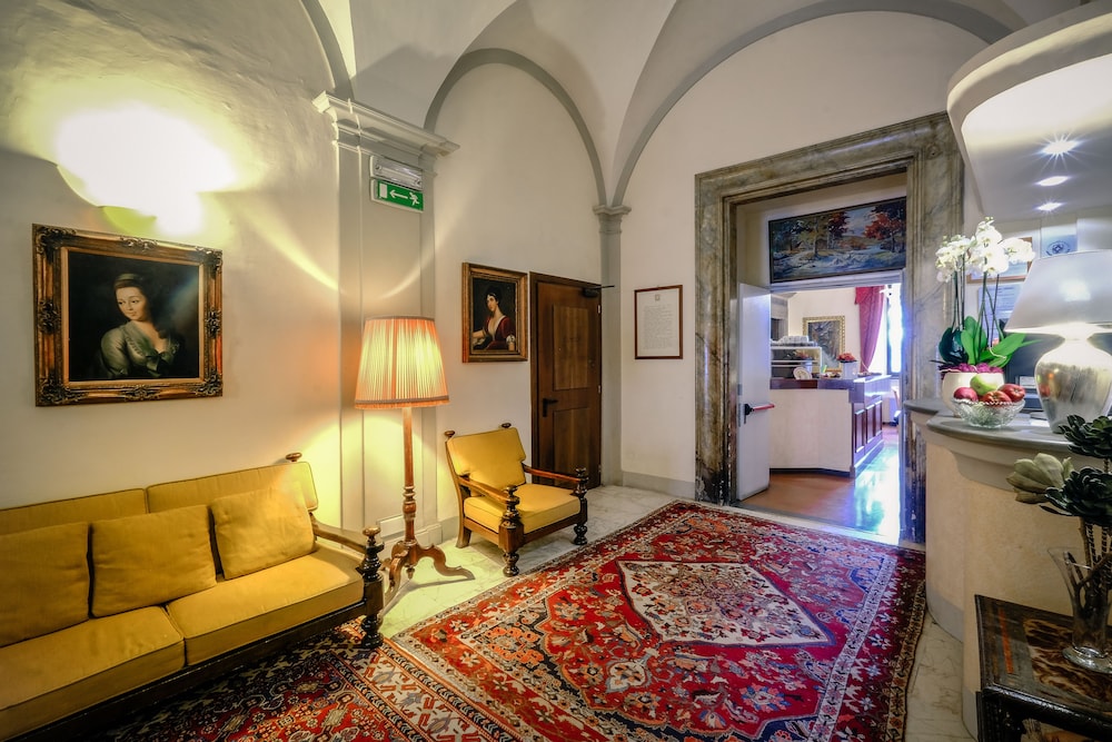 Bosone Palace 36/44