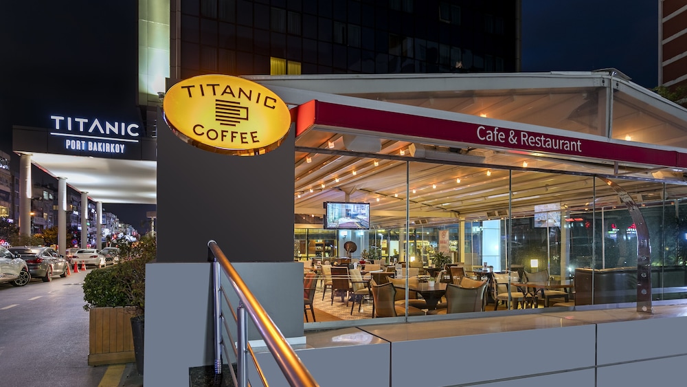 Titanic Port Bakirkoy photo3