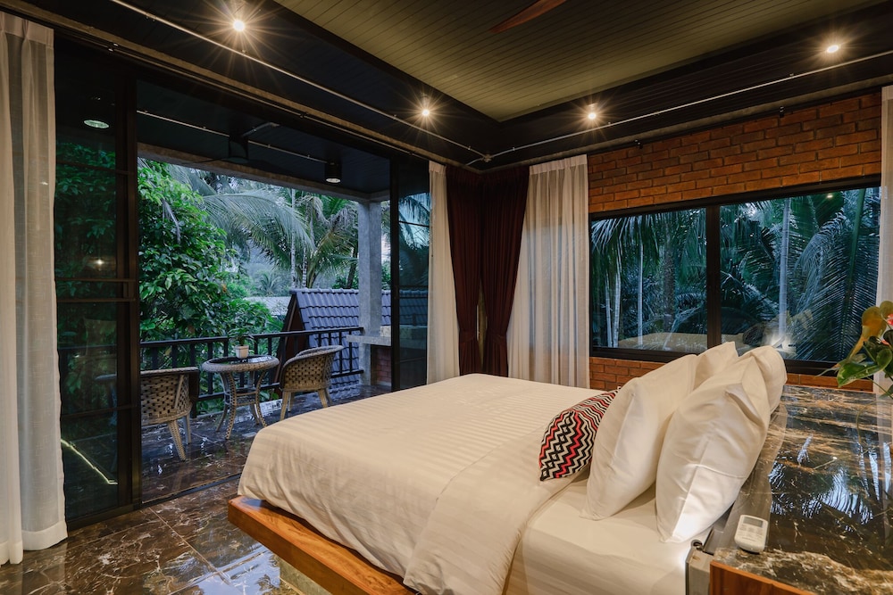 Grandfather Khao Lak Resort 12/41