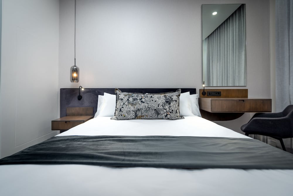 Reserved Suites 10/50