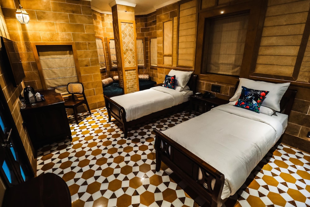 Guulab Haveli 17/50