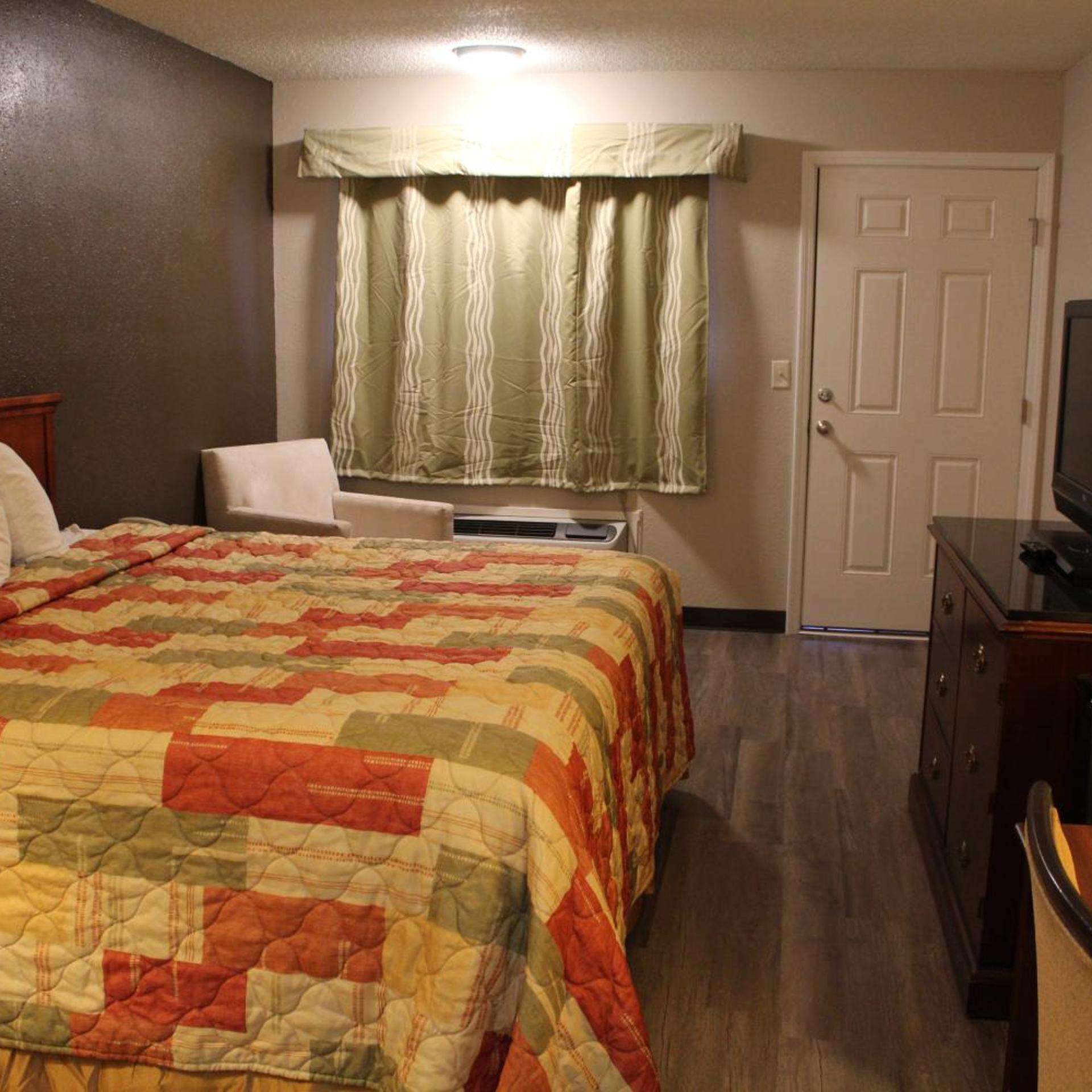 Regency Inn 21/31