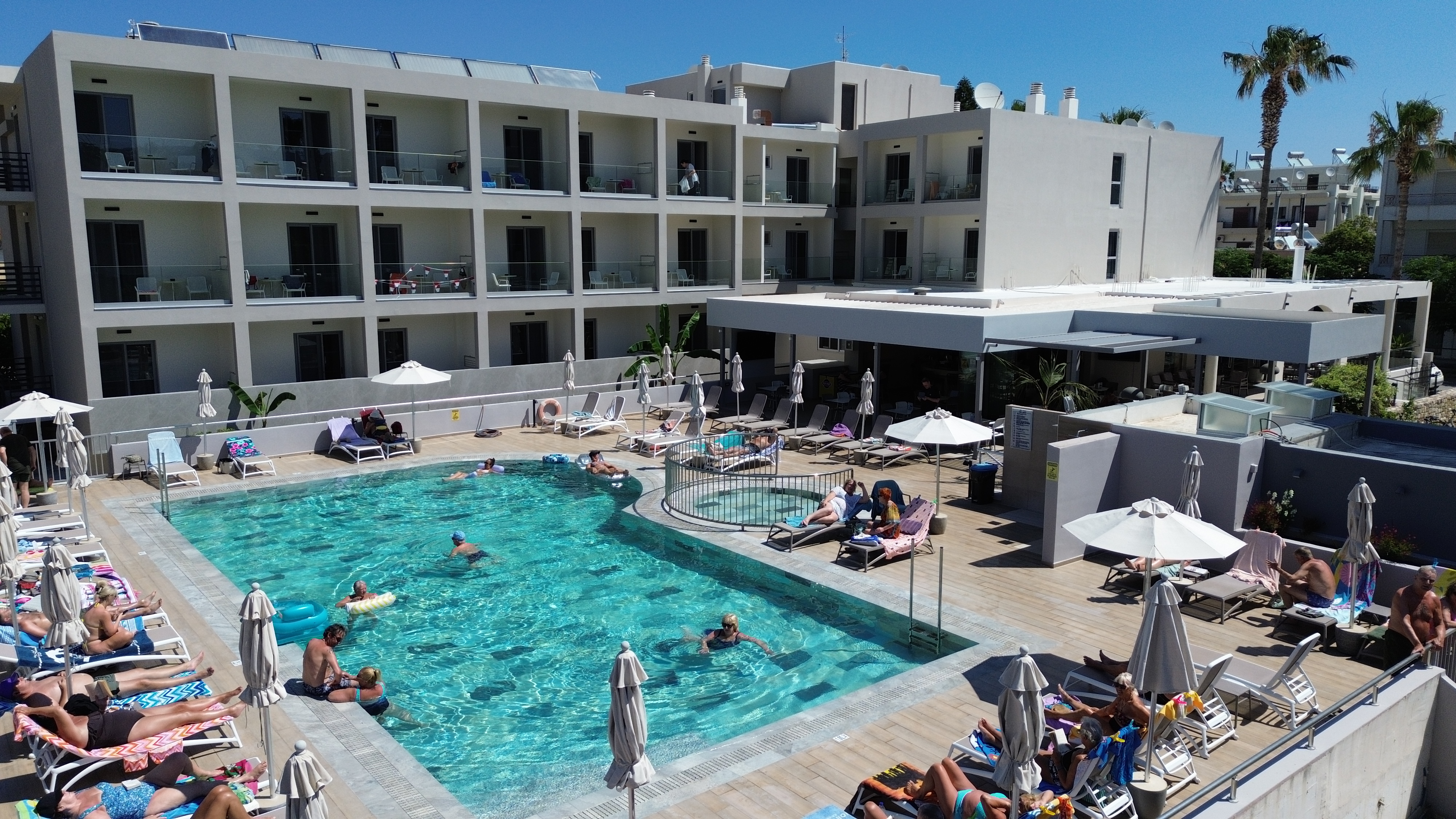 Imperial Hotel And Apartments 9/33