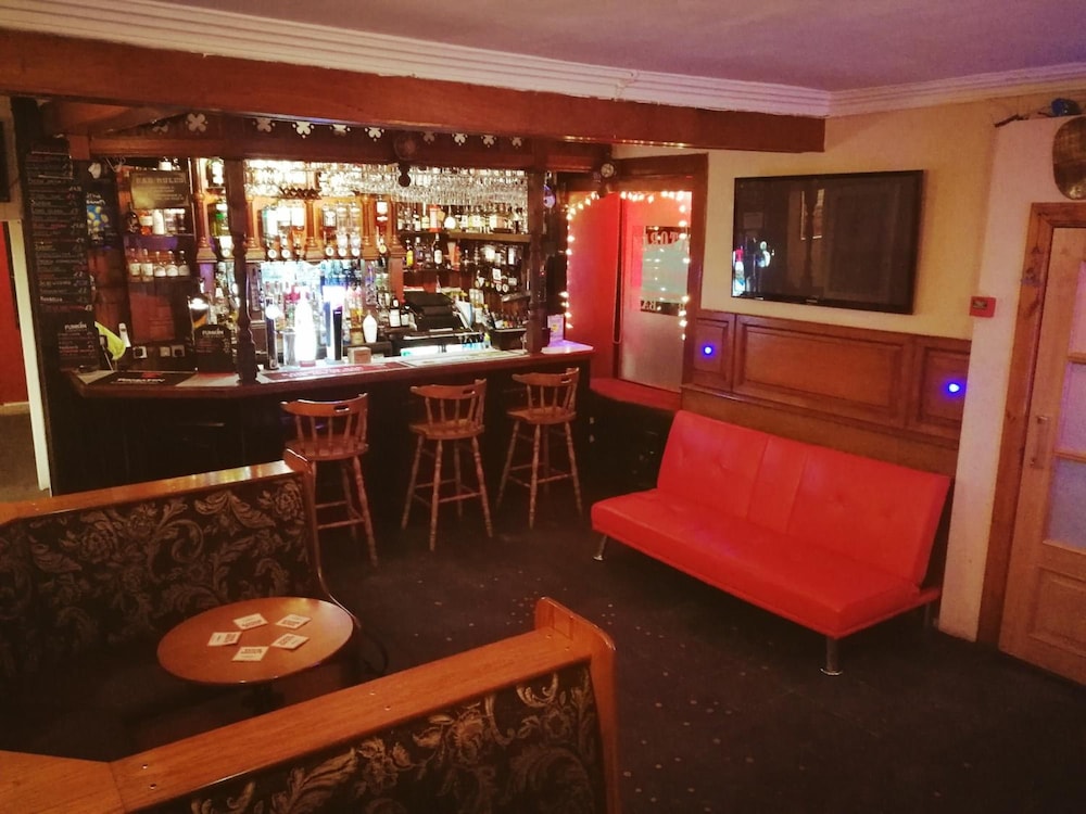 Victoria Hotel 34/47