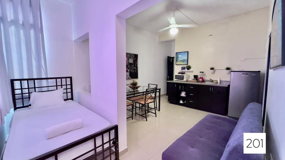 Tau Casa Reyes 22/50