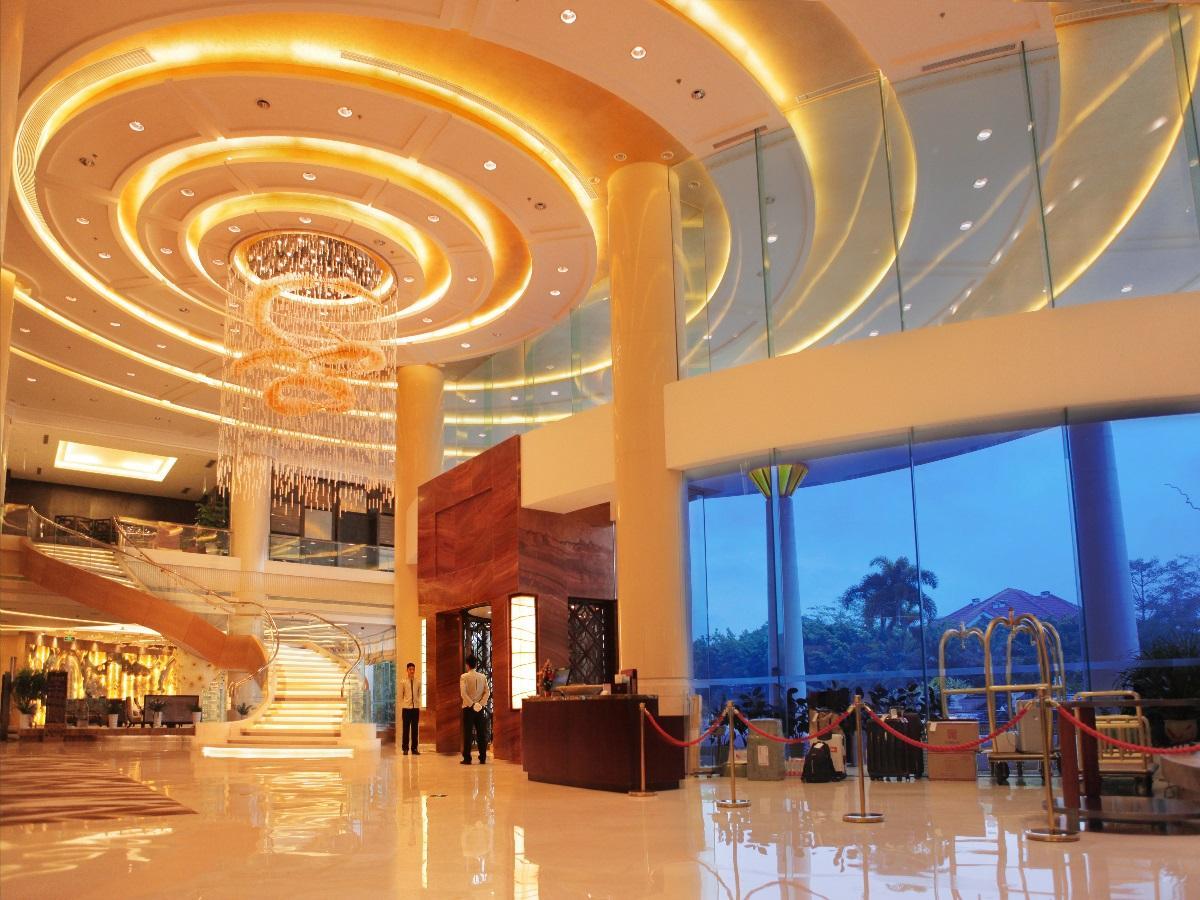 Golden Shining New Century Grand Hotel Beihai 8/49
