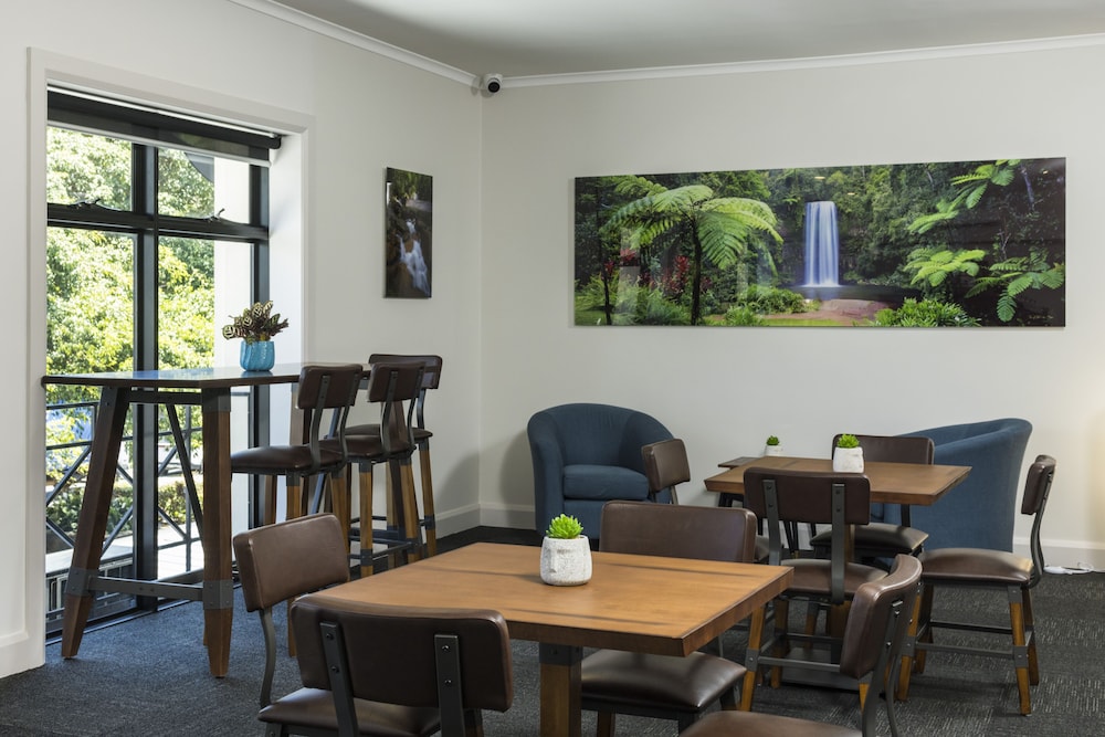 The Abbott Boutique Hotel 38/57