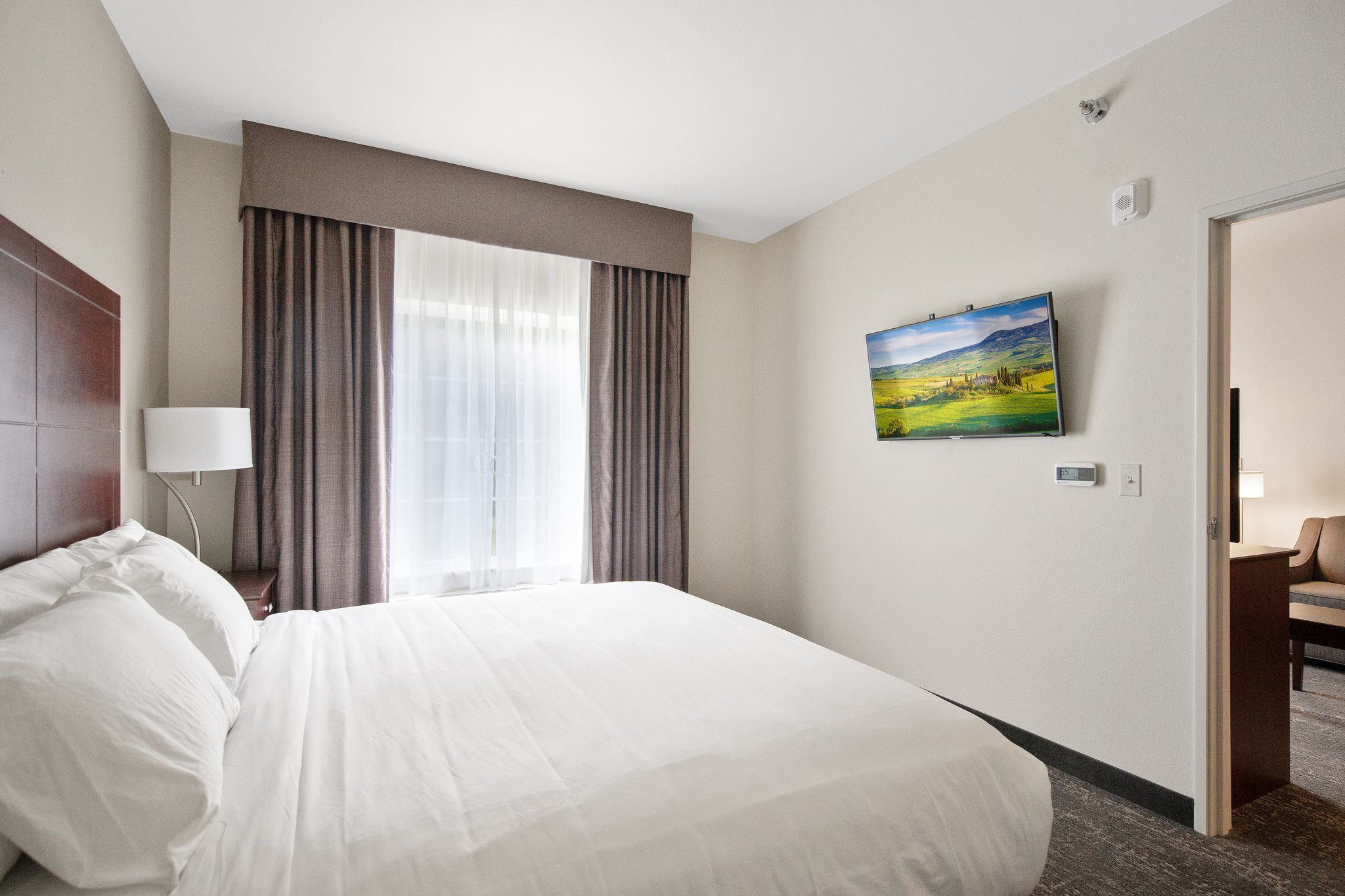 Cobblestone Hotel & Suites - Austin 17/50