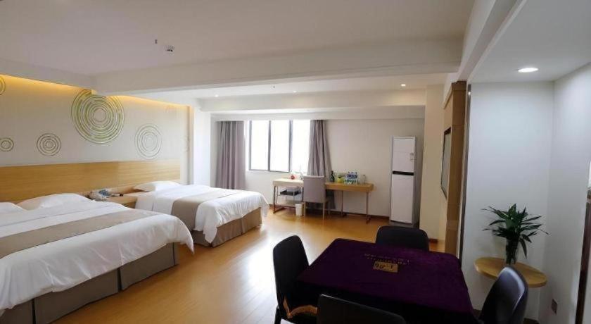GreenTree Inn Xuancheng Jingxian Wannan First Street Express Hotel 28/52