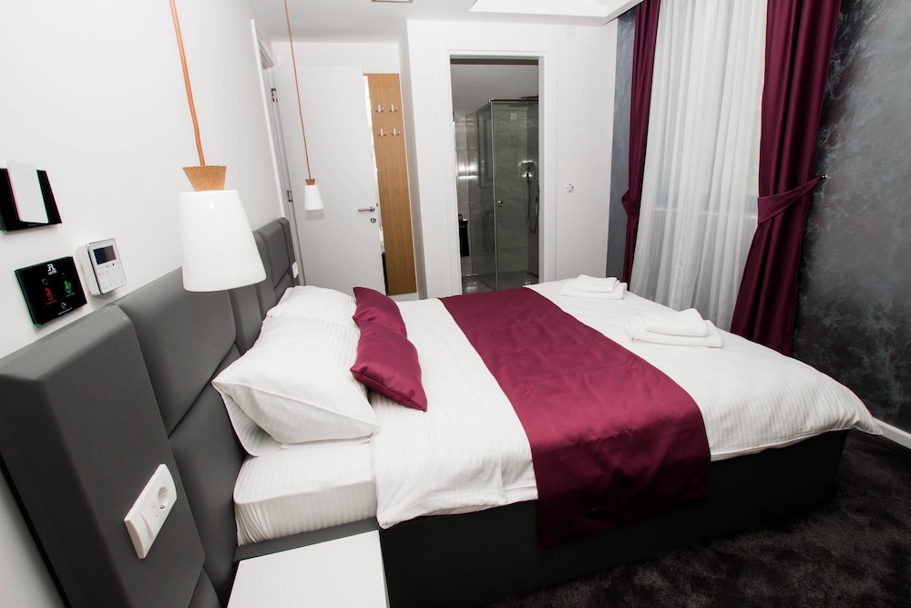 Hotel Alkima 16/50