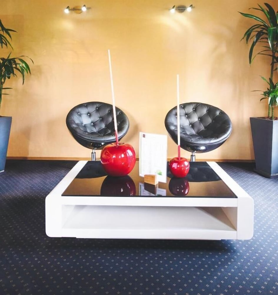Hotel Pavillon Des Gatines 12/27