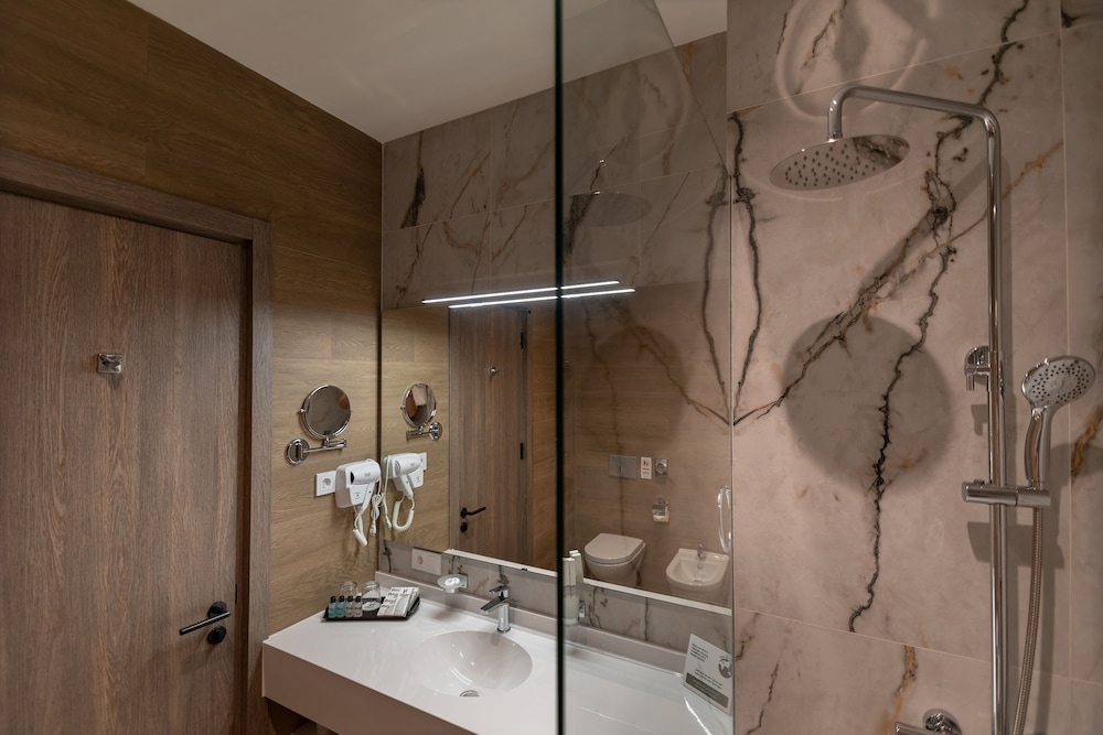 Hayasa Hotel Yerevan 67/68