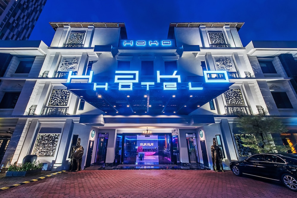 Hako Hotel JBCC 4/74