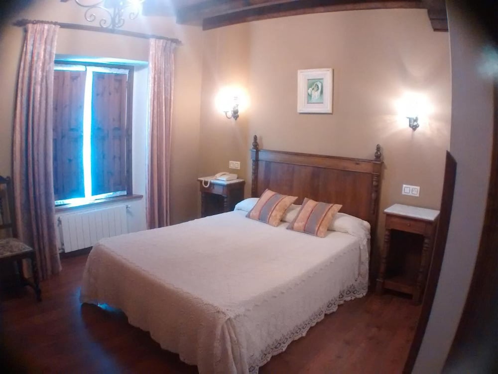 Hotel Ovio 8/50