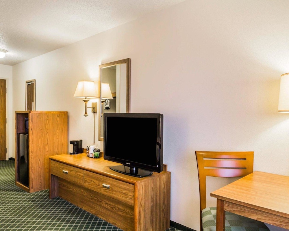 Quality Inn & Suites Golden - Denver West 40/41