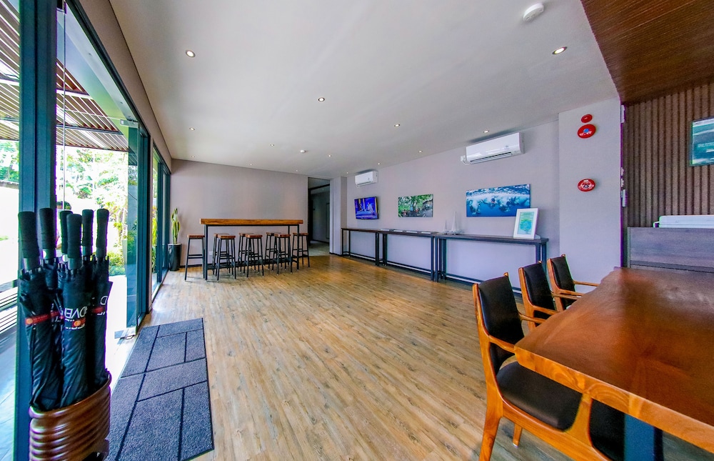 Meridian Adventure Marina Club and Resort 5/50
