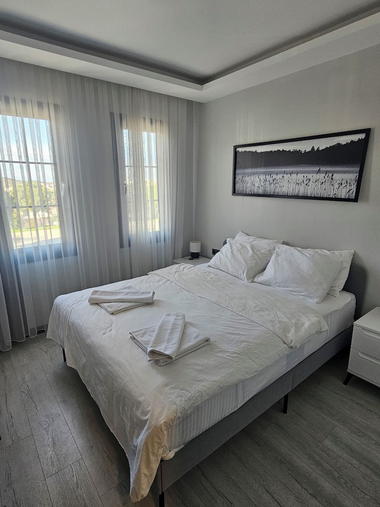 Cicek Apart Hotel 11/49