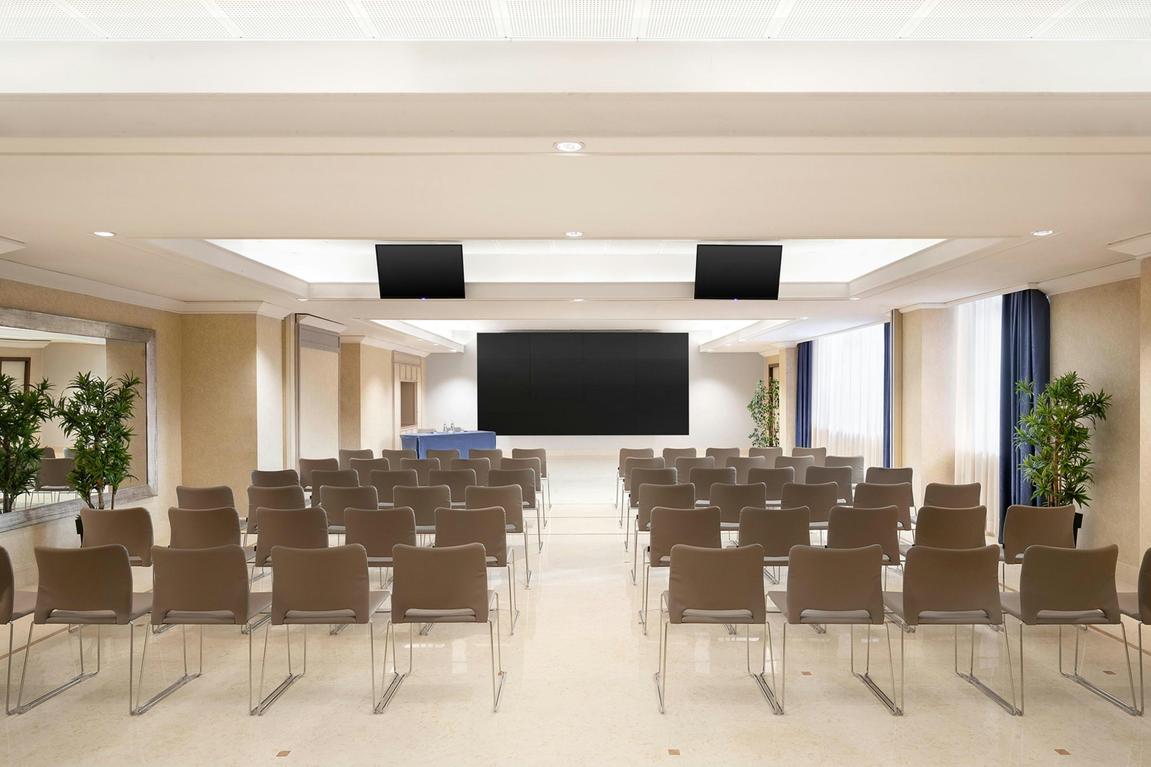 Courtyard By Marriott Rome Central Park 52/72
