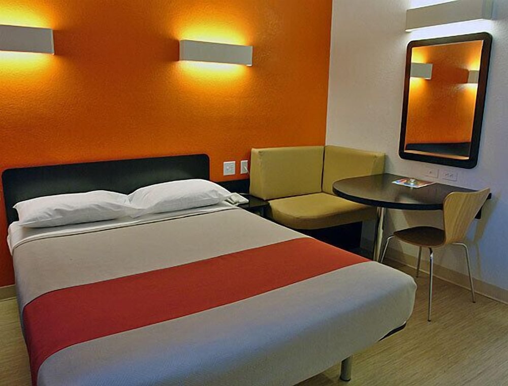 Motel6 Salisbury, MD 34/63