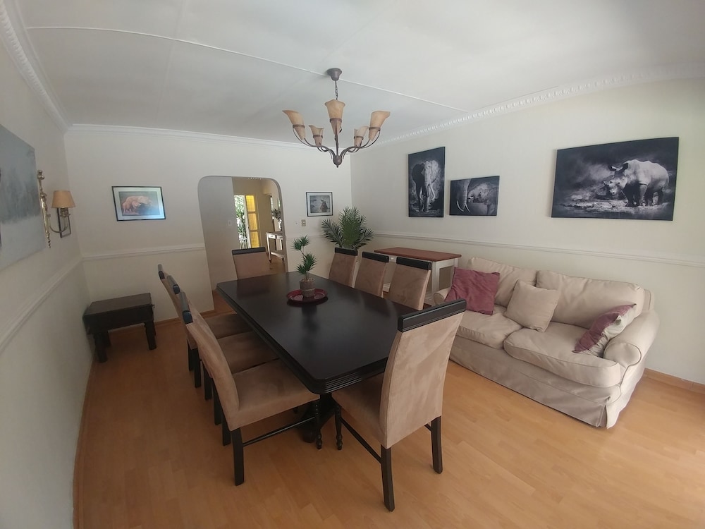 Pepper Tree Bnb 25/50