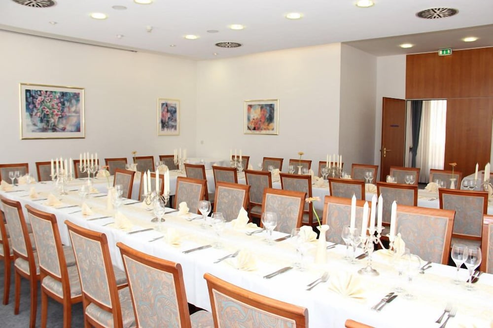 Hotel Ascania 16/20