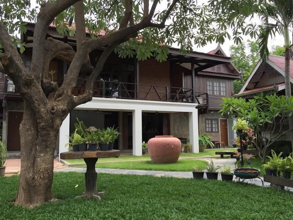NIWAS AYUTTHAYA 49/50