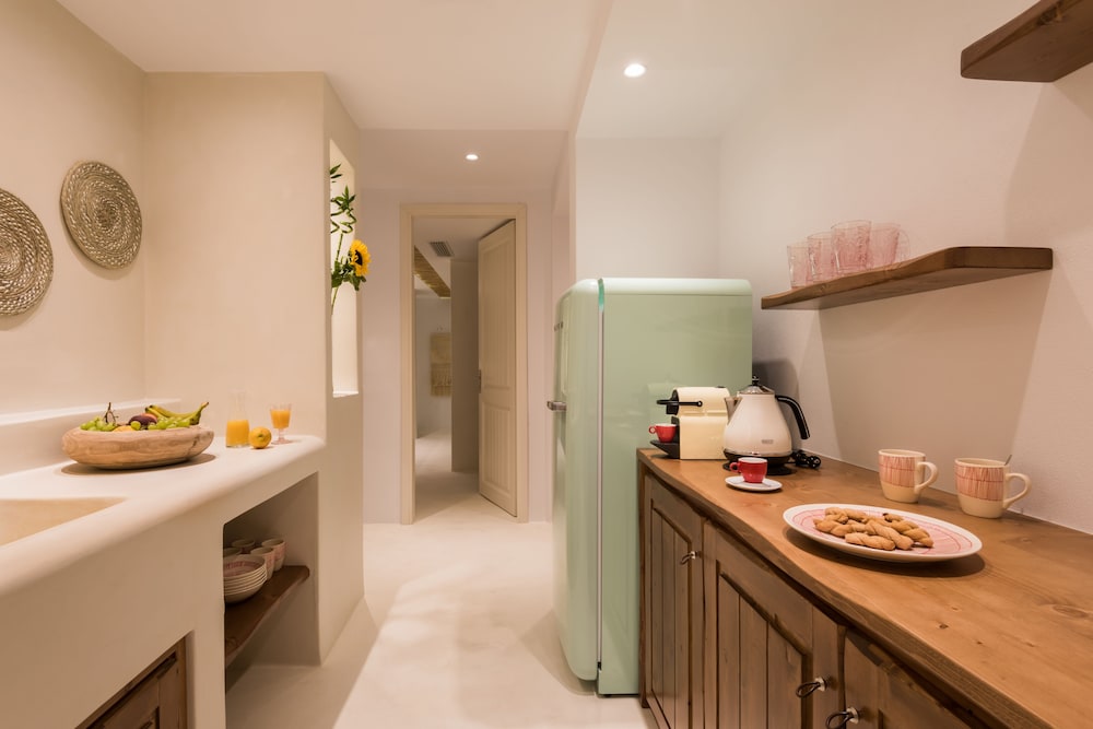 White & Co. Exclusive Island Villas 43/45
