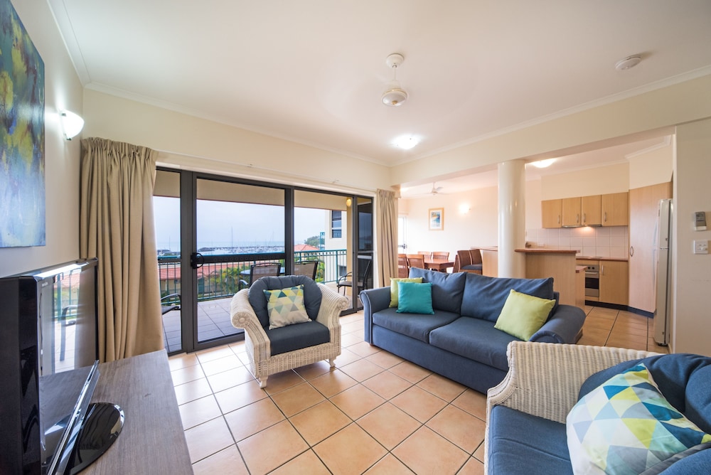 Shingley Beach Resort 43/72