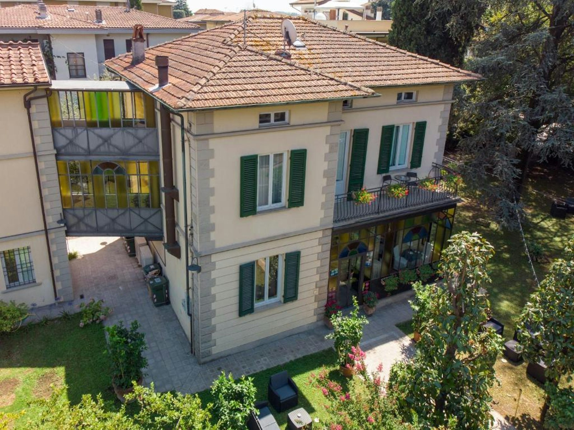 Villa Romantica 4/47