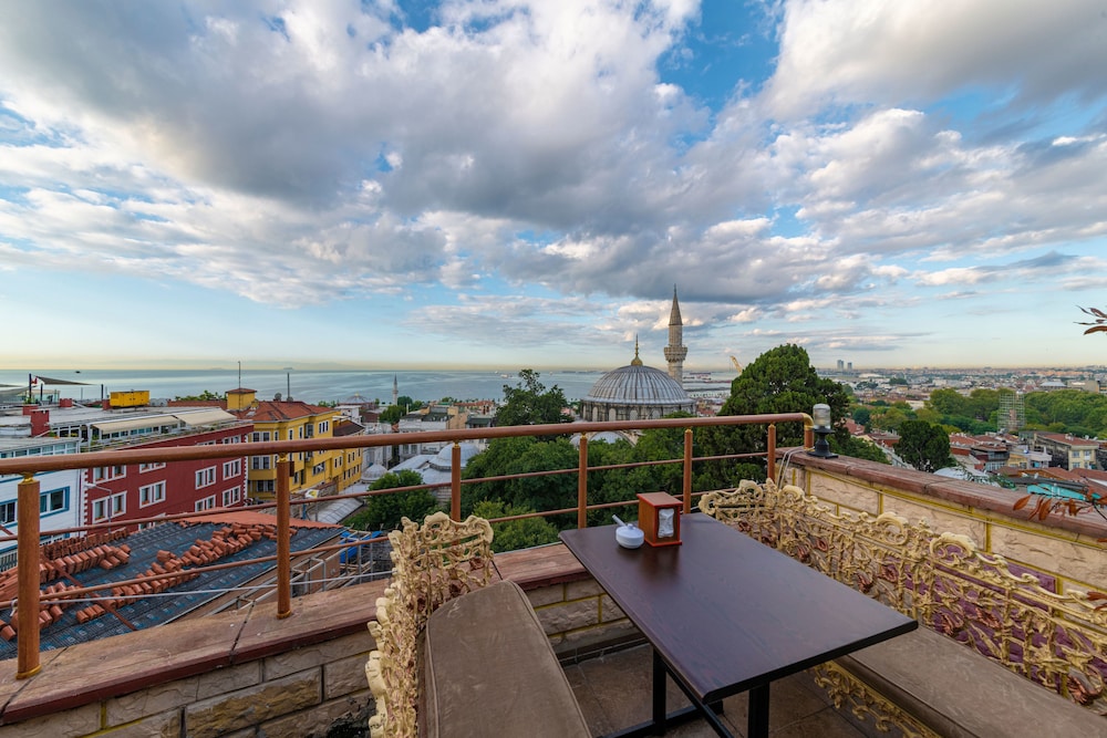 Stone Hotel Istanbul 61/63