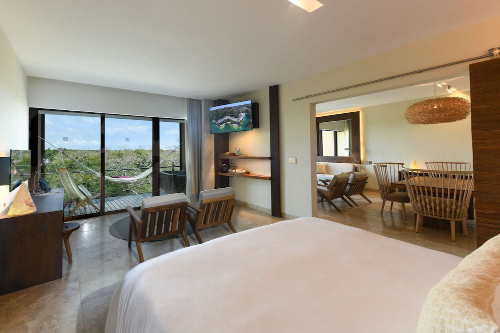 Spa, Junior Suite, King Bed