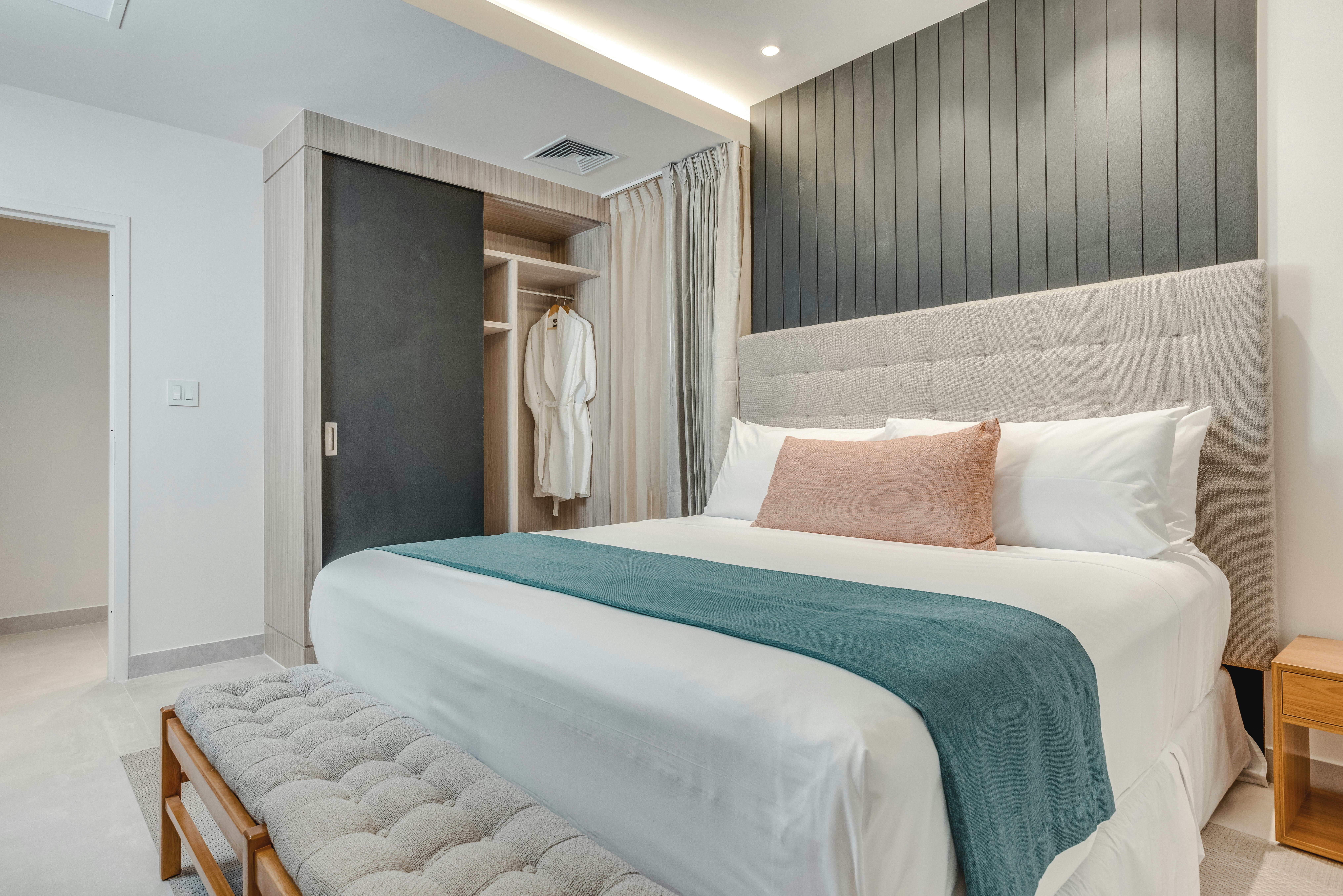 2 Bedrooms, Penthouse Suite
