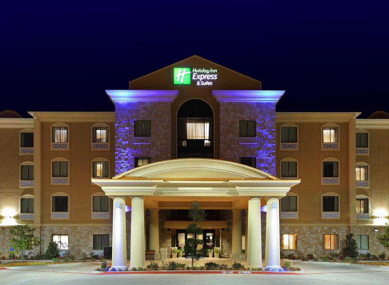 Holiday Inn Express Hotel & Suites Texarkana East 3/54