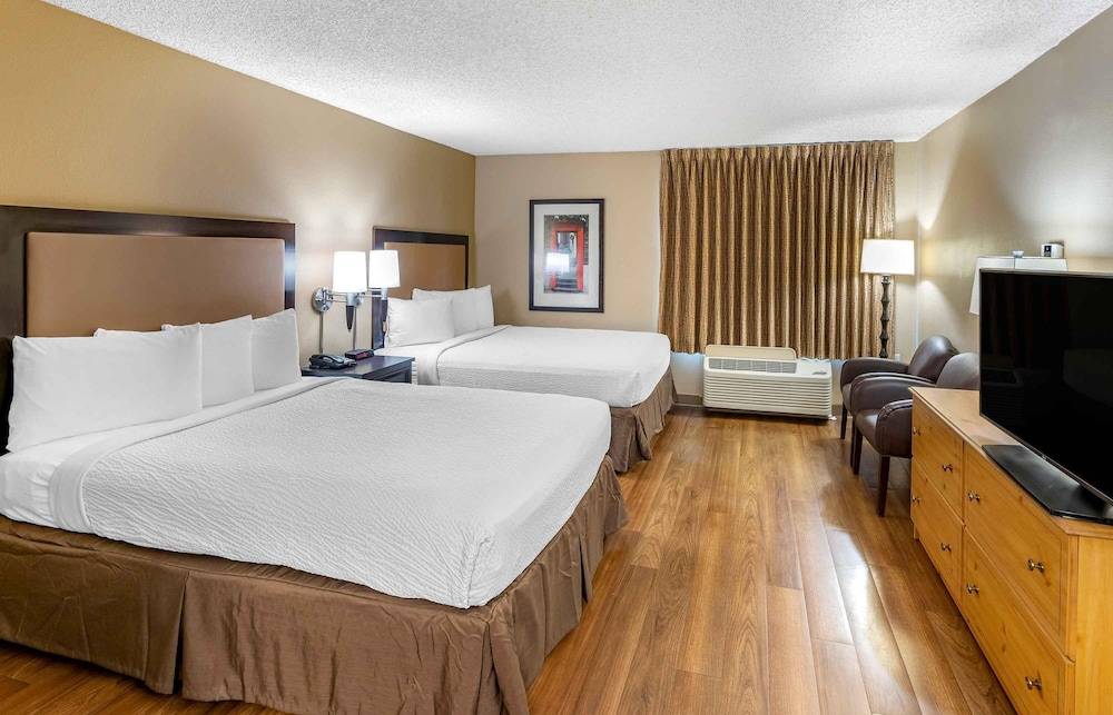 Extended Stay America San Francisco-San Carlos 17/67