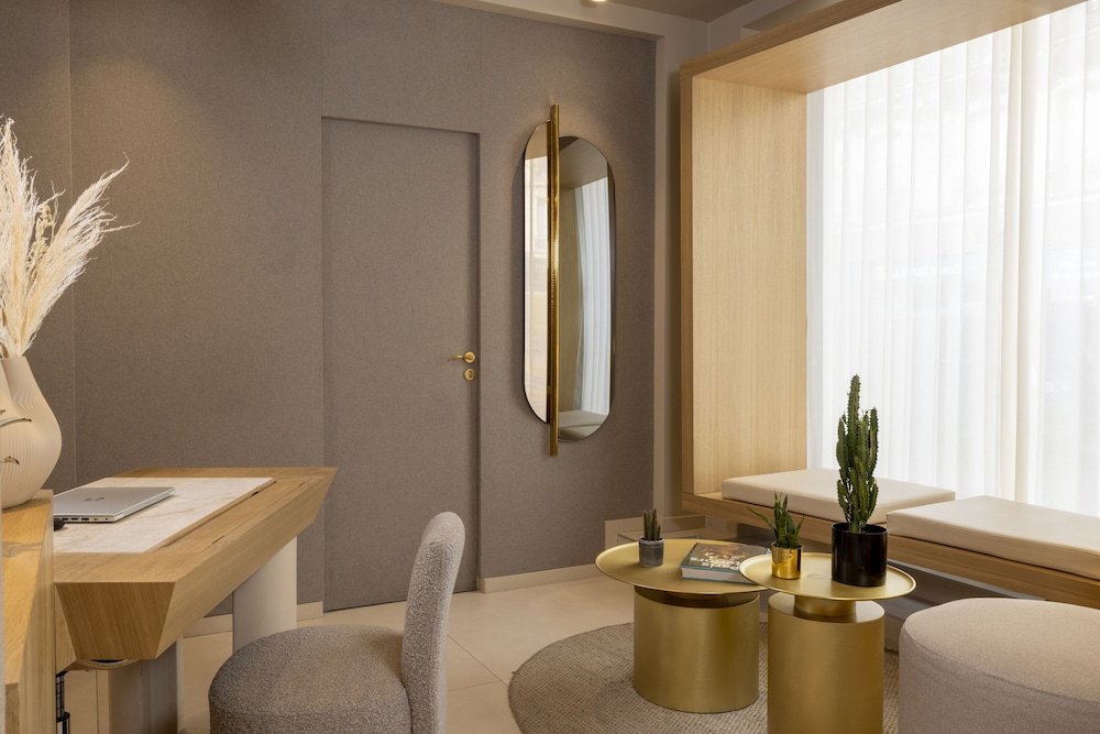 Hotel Beige (ex. Hotel Plaza Opera) 32/55
