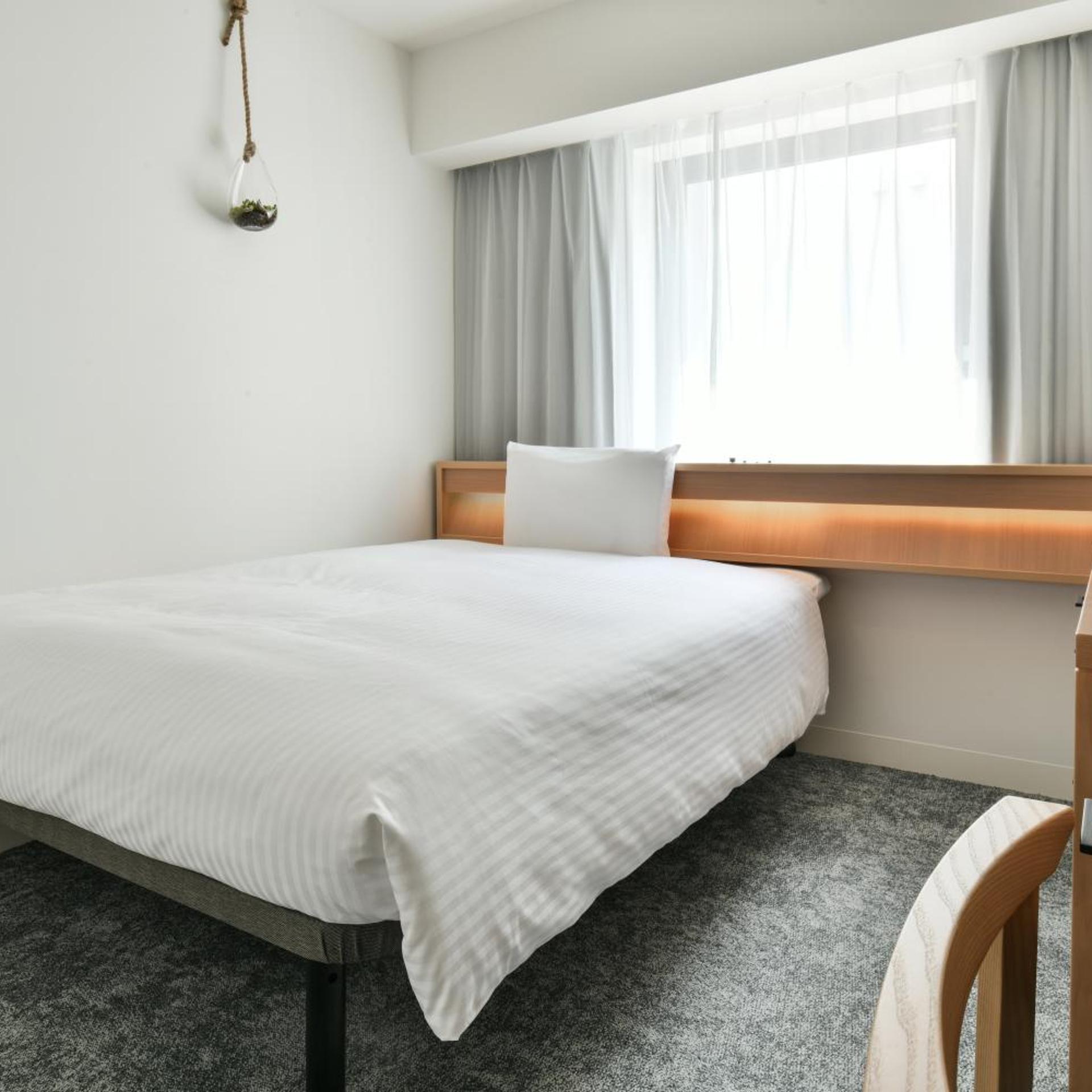 STANDARD, DOUBLE BED