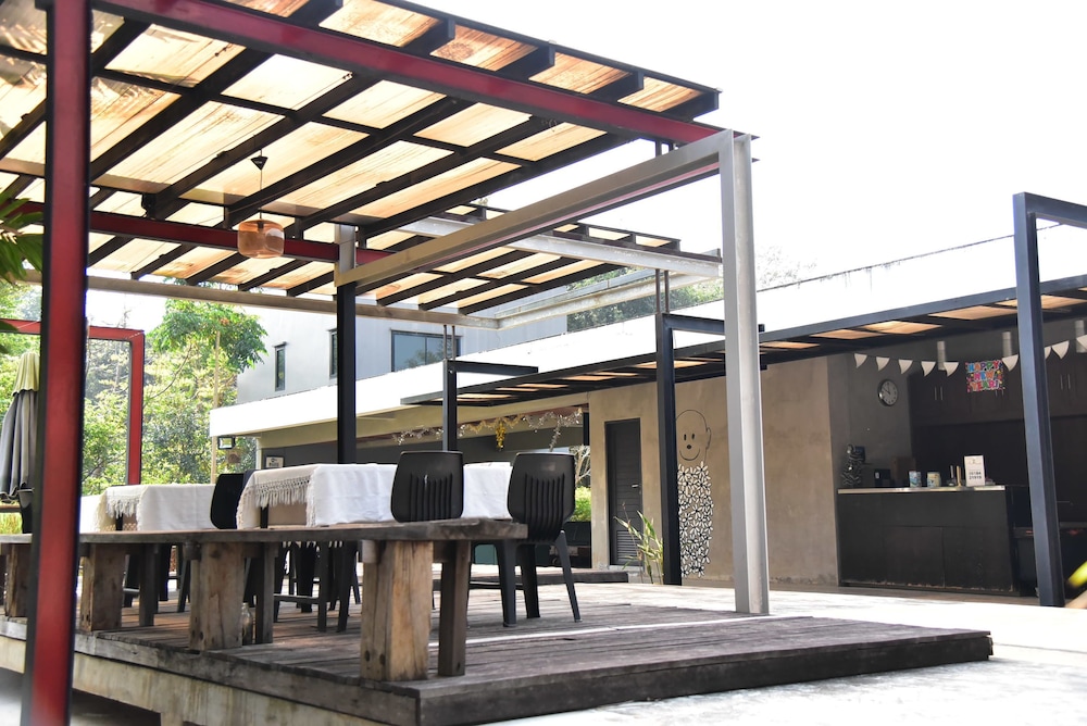 Home Elements Khaoyai 6/27