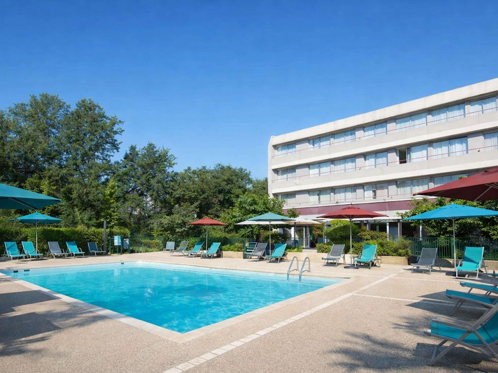 Mercure Brive 3/49