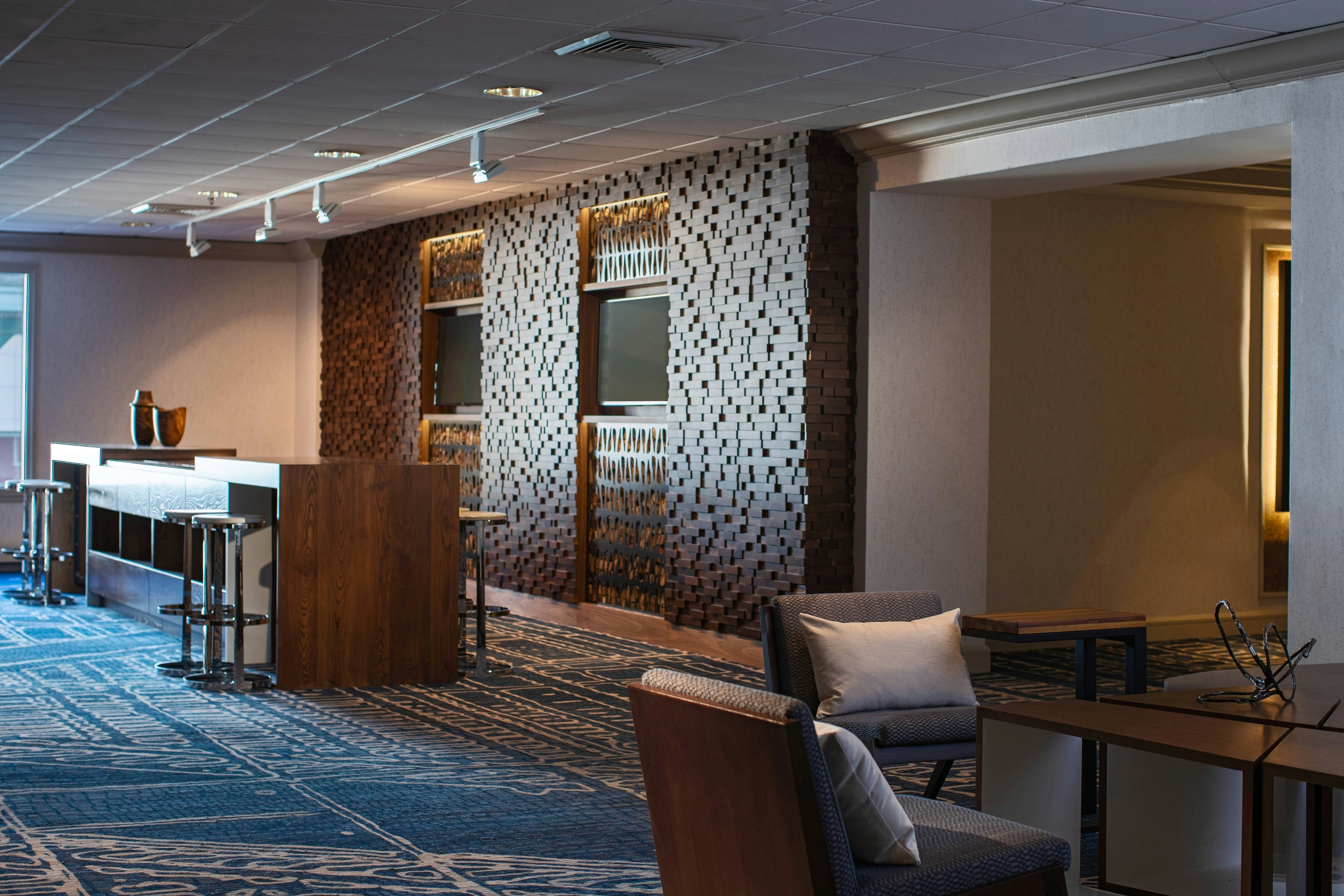 Chicago Marriott Downtown Magnificient Mile 6/59