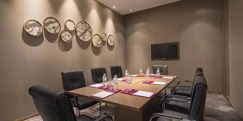 Weekend International Apartment- Beijing Rd A-mall 42/50